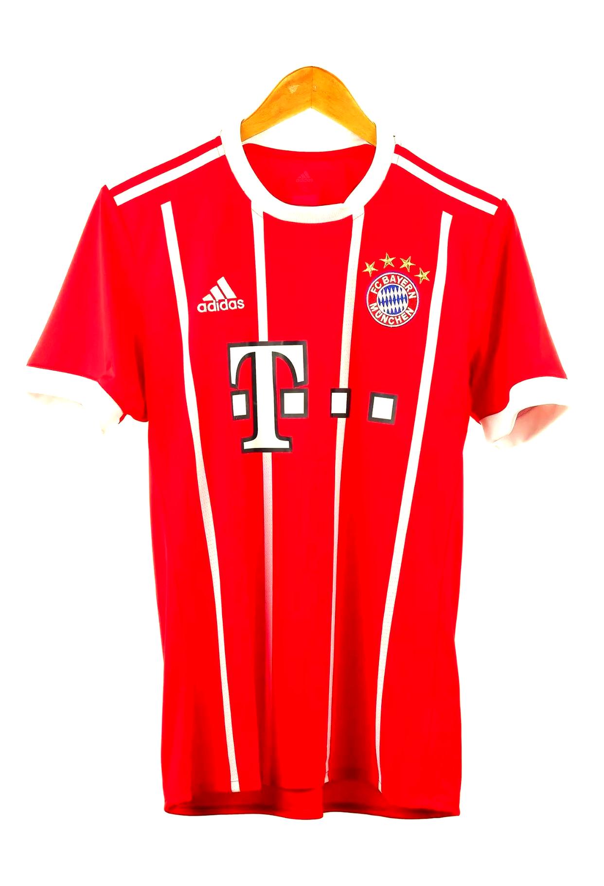 CBA常规赛倒计时，拜仁慕尼黑清晨更衣室发声，细节引发关注，悬念犹存，赛程密集仍需轮换 -泛亚网页版