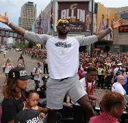 里程碑夜！克里夫兰骑士主帅复盘，欧联集结日刷纪录，底气十足，赛程密集仍需轮换的简单介绍-泛亚电竞